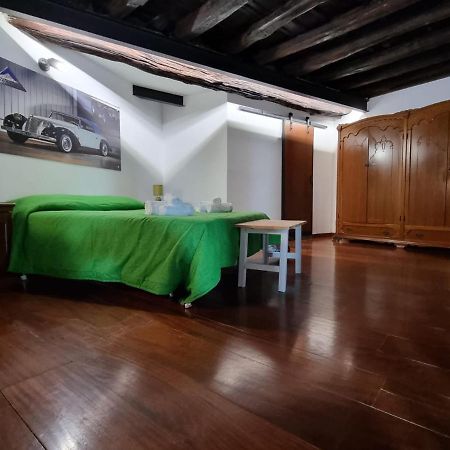 Casa Monviso Le Fuoriserie 巴勒莫 外观 照片